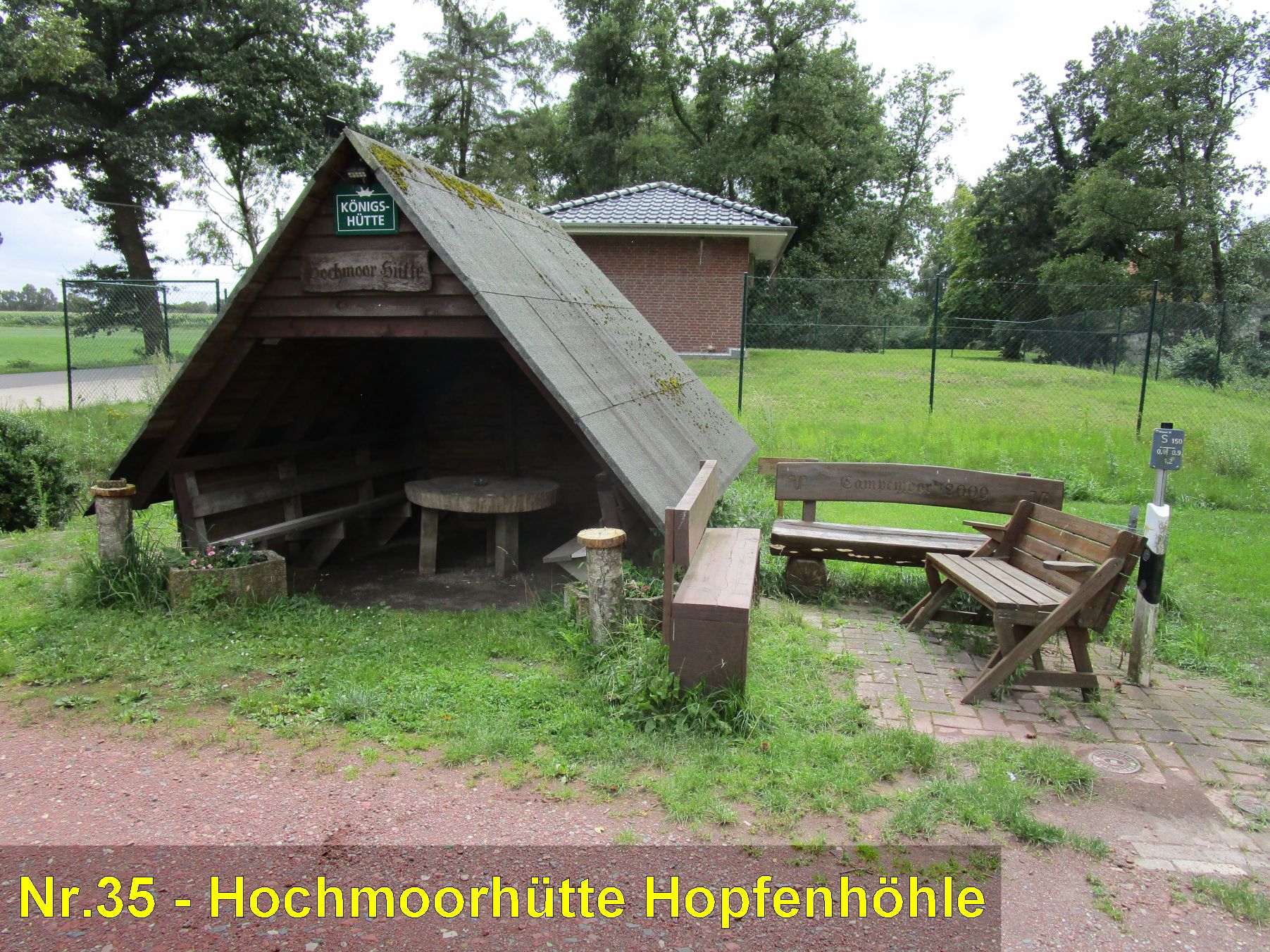 Töwer Hochmoorhütte Hopfenhöhle in Campemoor